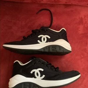 Authentic Chanel sneakers, sold out🌸 size 36